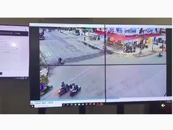 Detik-detik Pemotor Wanita di Palu Tabrak Kawat Berduri
