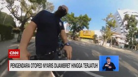 VIDEO: Pengendara Otoped Dijambret hingga Terjatuh