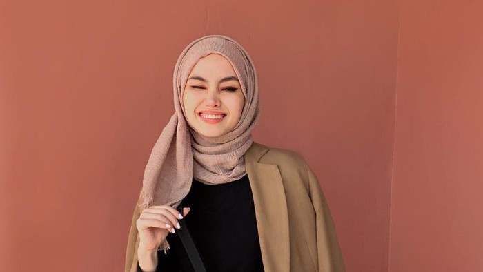 5 Pilihan Outer yang Nyaman dan Stylish untuk Hijabers