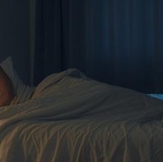 6 Kebiasaan Sebelum Tidur yang Mendukung Tubuh Cepat Langsing