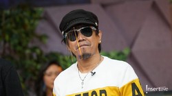 6 Foto Terbaru Ian Kasela Pakai Kacamata Hitam Andalan