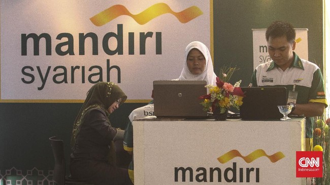 Bank Syariah Mandiri memastikan merger dengan bank syariah BUMN tidak akan membuat manajemen mem-PHK karyawan.