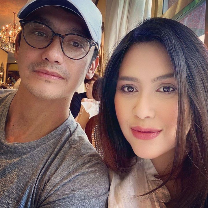 <p>Aktor Gunawan Sudrajat menikah dengan Sybilla Ernova Hartoto Hardikusumo atau akrab disapa Lala pada tahun 2003. (Foto: Instagram @lala_gunawan_family)</p>