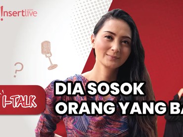 Della Puspita Blak-blakan Soal Kedekatannya Dengan Sandhy Sondoro