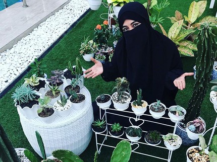 Umi Pipik Diprotes Anak-anak Gara-gara Tanaman Hias