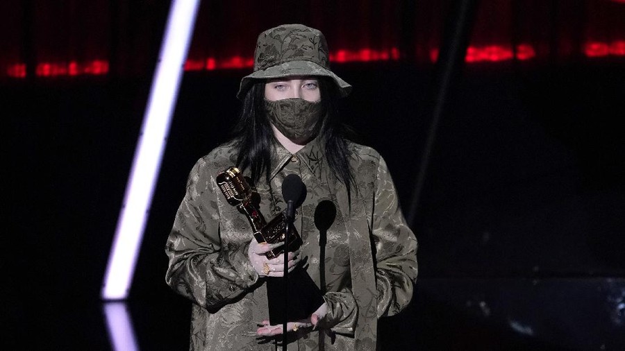 Billie Eilish accepts the award for top Billboard 200 album for 