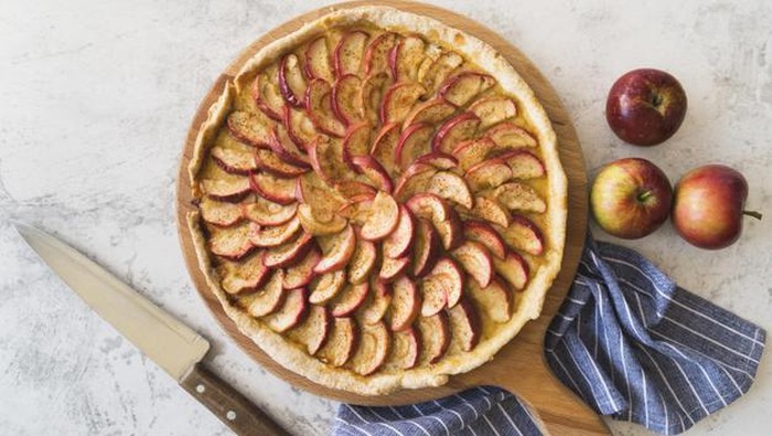 3 Dessert dengan Bahan Utama Buah Apel yang Mudah Dibuat