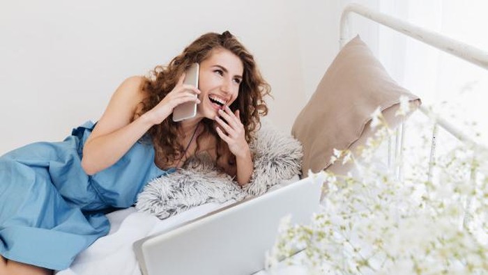 Cari Tahu Kenapa Kamu Bisa Terjebak Dalam Virtual Feeling