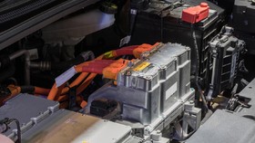 40 Persen Bahan Baku Baterai EV dari RI, Tapi Diproses di China