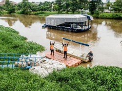 Kisah Pemuda Belanda Bersihkan Sungai Tercemar Jakarta-KL