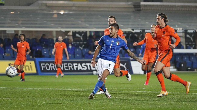 Timnas Italia diterpa kabar tak menyenangkan karena Lorenzo Pellegrini mengalami cedera jelang Piala Eropa Euro 2020 (Euro 2021).