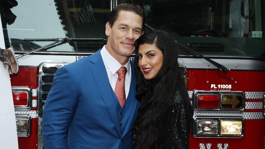 John Cena Diam-diam Nikahi Shay Shariatzadeh di Florida