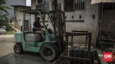 FOTO: Paving Block untuk Perumahan dari Limbah Plastik Paving block dari bahan limbah plastik turut mengurangi jumlah sampah plastik di Indonesia.
