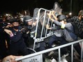 FOTO: Demo Memanas, Thailand Umumkan Status Darurat