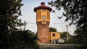 FOTO: Pria Rusia Ubah Menara Air Jadi 'Rumah Idaman'