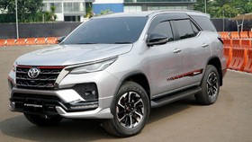 Hitungan Diskon PPnBM Fortuner-Pajero Sport Nyaris Rp100 Juta