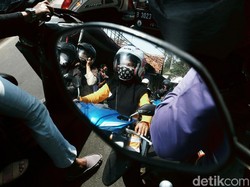 Indikator: Pada September, 66% Pendapatan Warga Turun Akibat Pandemi