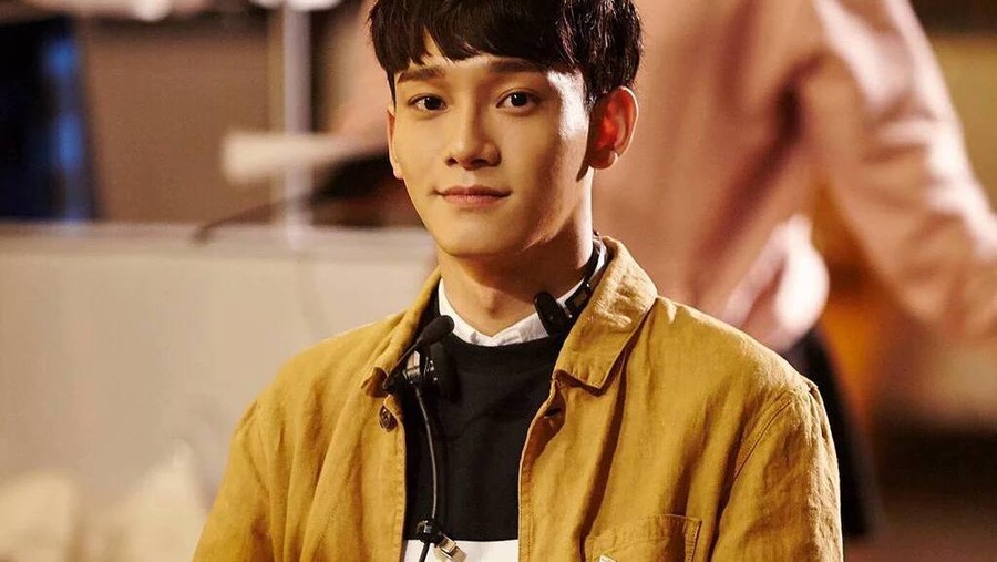 Momen-momen Seru Chen EXO Saat Ngopi dan BBQ-an