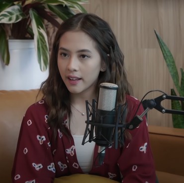 Dicibir Numpang Tenar dari Sang Kakek, Adhisty Zara Ungkap Fakta Ini