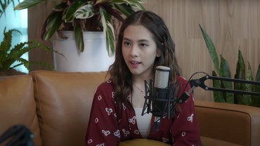 Dicibir Numpang Tenar dari Sang Kakek, Adhisty Zara Ungkap Fakta Ini