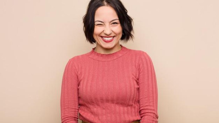 Hindari 5 Model Atasan Ini agar Tidak Terlihat Gemuk!