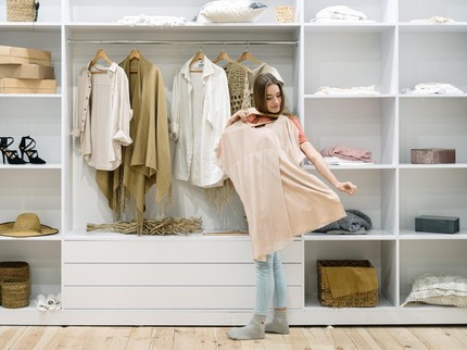 5 Tips Berpakaian Gaya Minimalis, Simpel Tapi Menarik