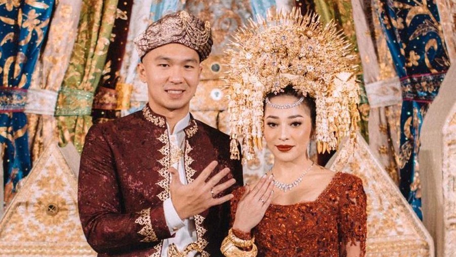 Indra Priawan dan Nikita Willy