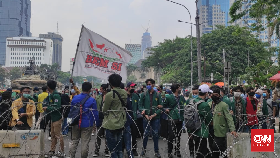 Diadang Polisi Gelar Aksi di Depan Istana, Mahasiswa Protes