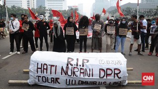Tolak Omnibus Law, Buruh Sebut DPR Buat UU Seperti TK