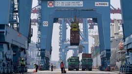 Gelombang Penangkapan Preman Usai Jokowi Sorot Pungli Priok