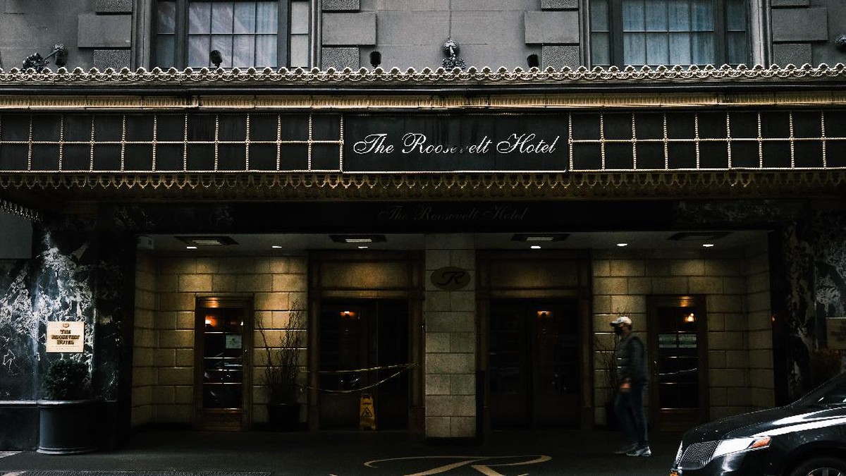 FOTO: Hotel Legendaris Berusia 100 Tahun di New York Tutup