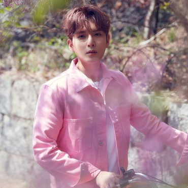 Tampil Cantik Pakai Wig Panjang, Ryewook SuJu Disangka Member SNSD