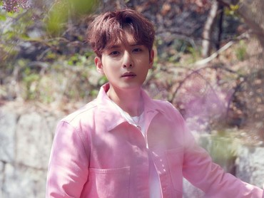 Tampil Cantik Pakai Wig Panjang, Ryewook SuJu Disangka Member SNSD