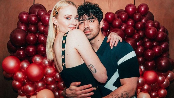 Joe Jonas dan Sophie Turner Dikabarkan Akan Bercerai, Apa Alasannya?