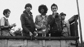 Usai 17 Tahun, The Brandals Rilis Piringan Hitam Album Debut