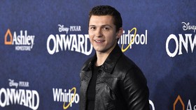 Tom Holland Kegirangan Diajak Bintangi Film Christopher Nolan