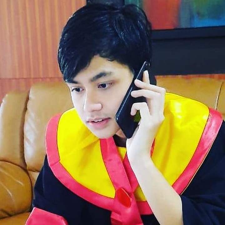 <p>Namun, karena pandemi corona, Fernanda hanya mengikuti wisuda online nih. (Foto: Instagram @itadyahpurnamasari)</p>