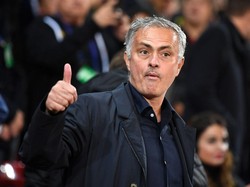 Mourinho Angkat Jempol untuk Transfer Tottenham