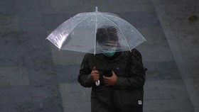 BMKG: Waspada Hujan, Petir dan Angin Kencang di Jakarta