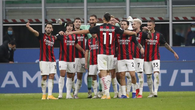 AC Milan merupakan satu-satunya kesebelasan pemimpin klasemen di lima liga elite Eropa yang selalu meraih kemenangan.
