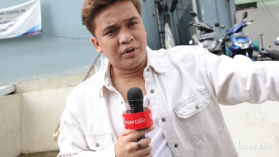 Billy Syahputra Billy Syahputra menjawab komentar negatif tentang fotonya yang dianggap vulgar