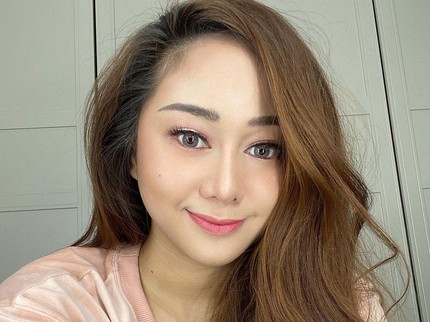 Pamer Makan Mewah & Hina Sobat Misqueen, Selebgram Cantik Banjir Hujatan