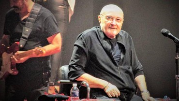 img-title Lirik Lagu Against All Odds (Take A Look At Me Now) - Phil Collins