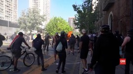 VIDEO: Unjuk Rasa Sebelum Referendum Cile Berakhir Bentrok