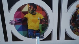 VIDEO: Lukisan Mural Setinggi 800 Meter Kado Untuk Pele