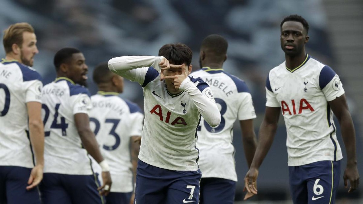 FOTO: Suka Cita West Ham Buyarkan Pesta Tottenham