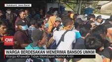VIDEO: Warga Berdesakan Menerima Bansos UMKM