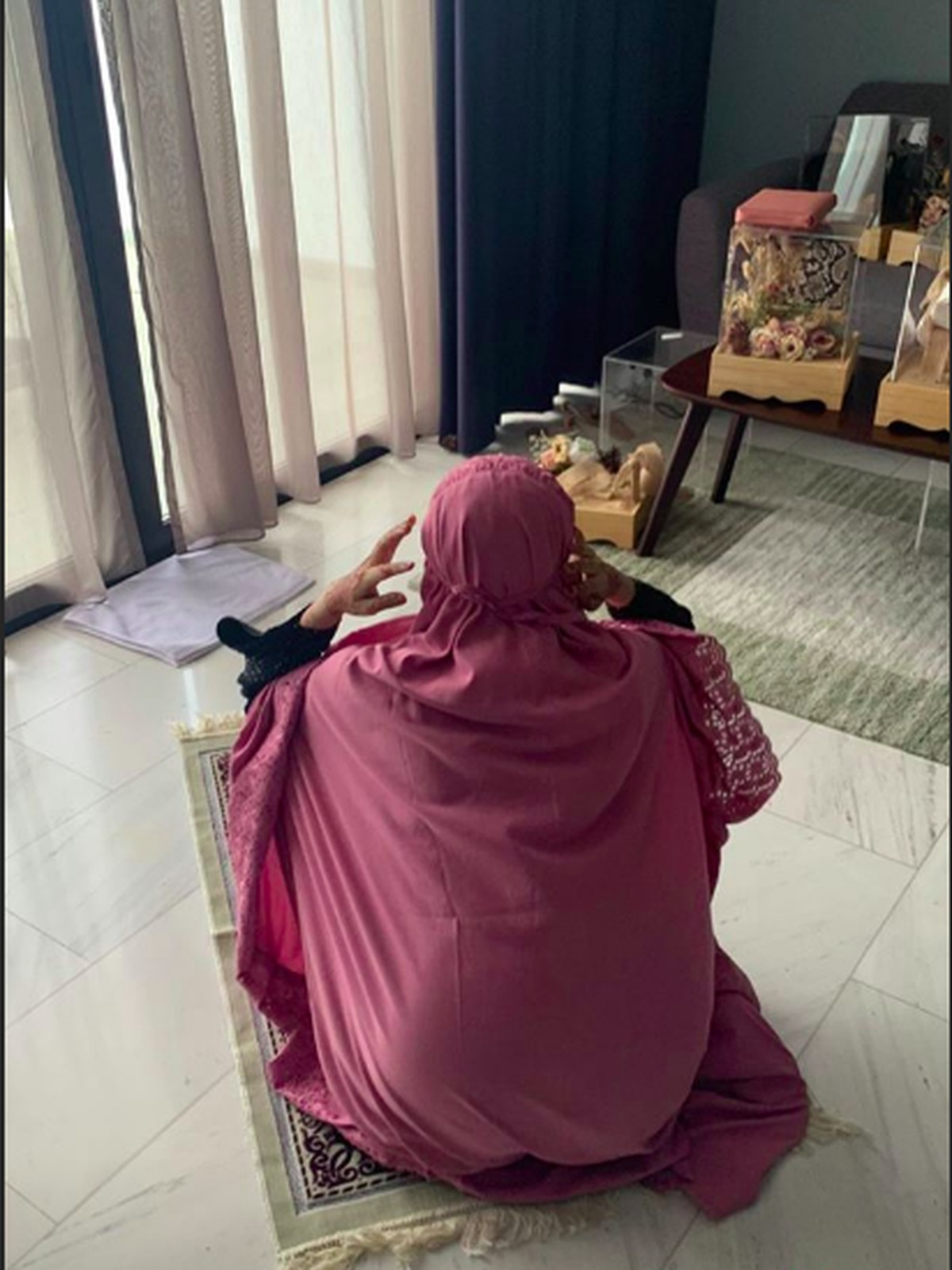 6 Foto Kamar Pengantin Mewah Taqy Malik dan Serell Nadirah