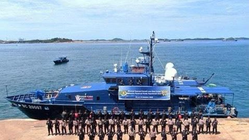Bea Cukai Batam dan Polairud Polda Kepulauan Riau menggelar apel pembuka sinergi operasi patroli laut di Pelabuhan Sandar Pangkalan Sarana Operasi Bea Cukai