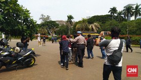 Demo Ciptaker Belum Mulai, Belasan Diamankan di Patung Kuda